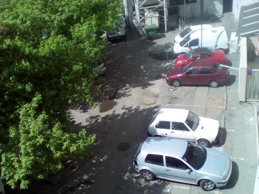 Apartment Nenov Skopje Buitenkant foto